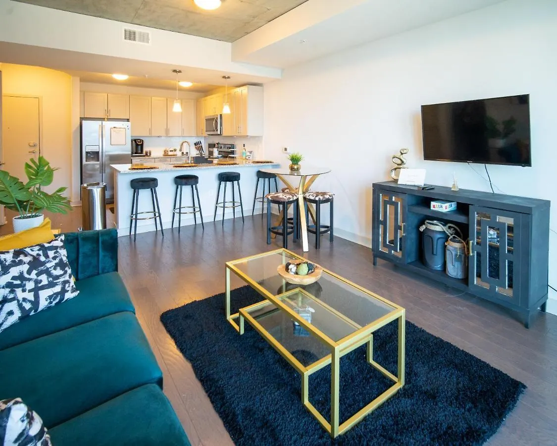 1Bd Nestled Uptown Apartment